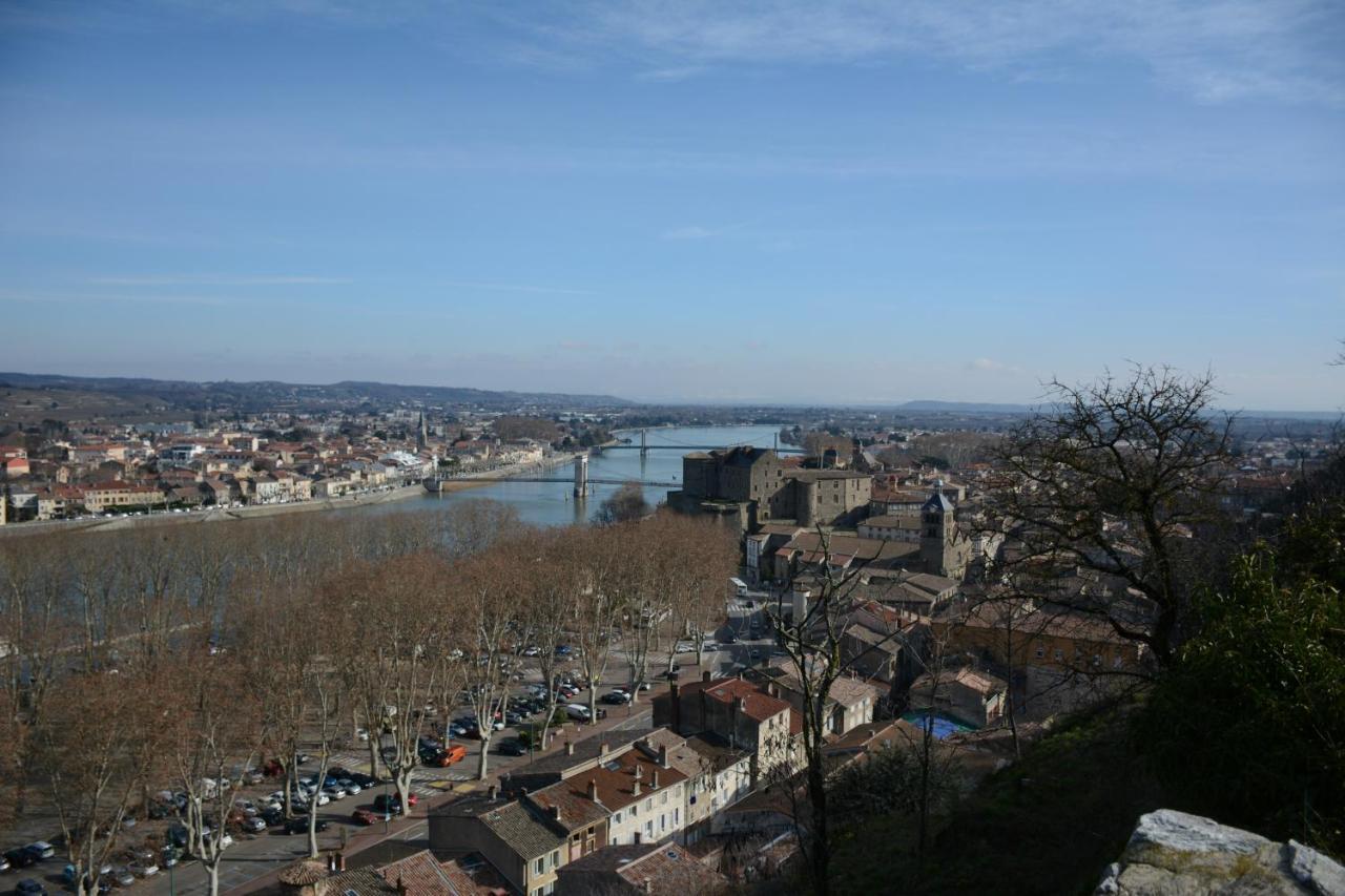 L'Oiseau Bleu Otel Tournon-sur-Rhone Dış mekan fotoğraf